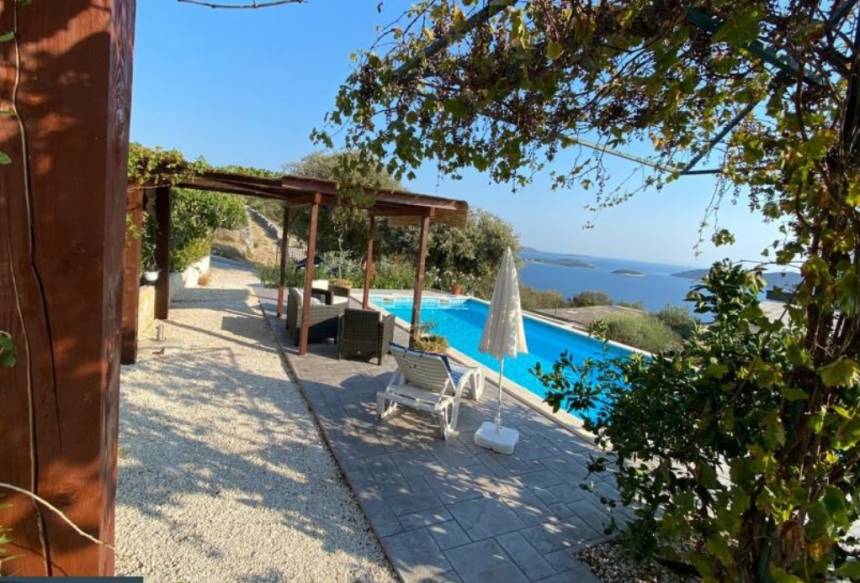 Croatia, Middle Dalmatia,  - House, for sale