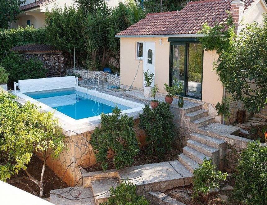 Croatia, Island of Brač,  - House, for sale