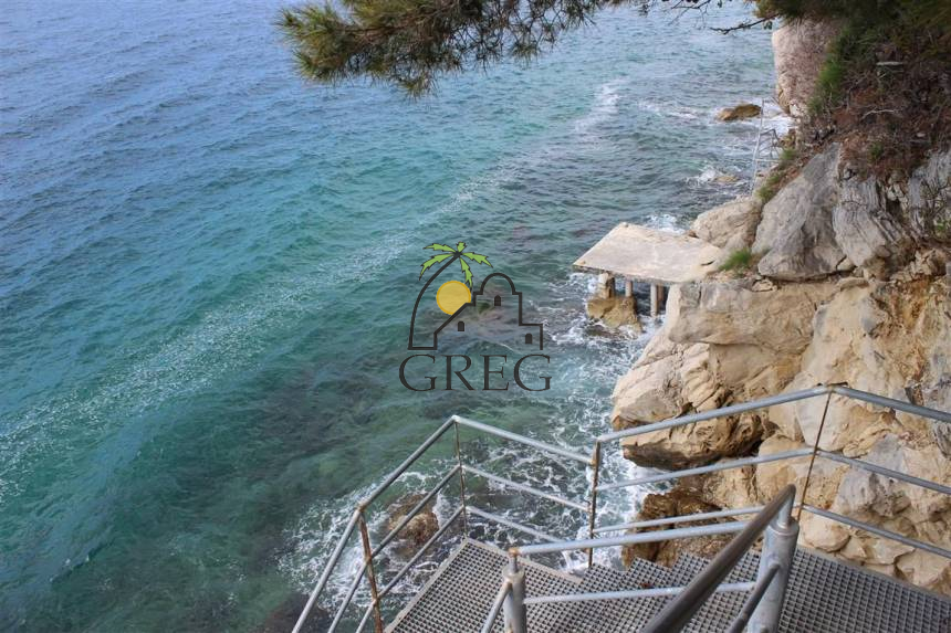 Croatia, Middle Dalmatia,  - House, for sale