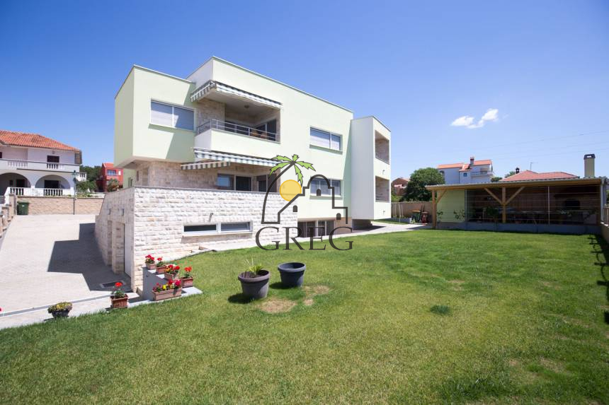 Croatia, North Dalmatia,  - House, for sale