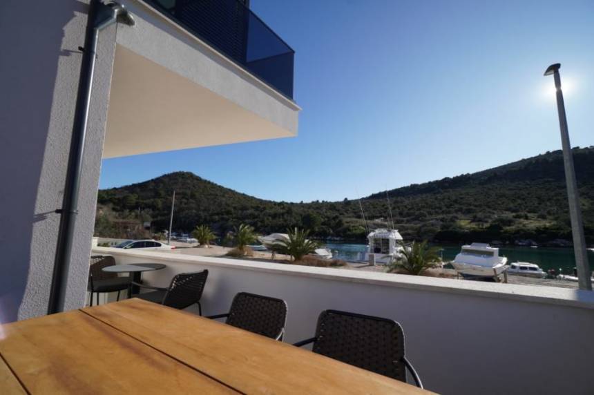 Croatia, Middle Dalmatia,  - Apartment, for sale