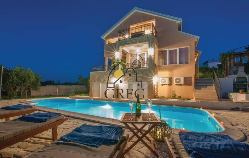 Croatia, Island of Murter,  - House, for sale