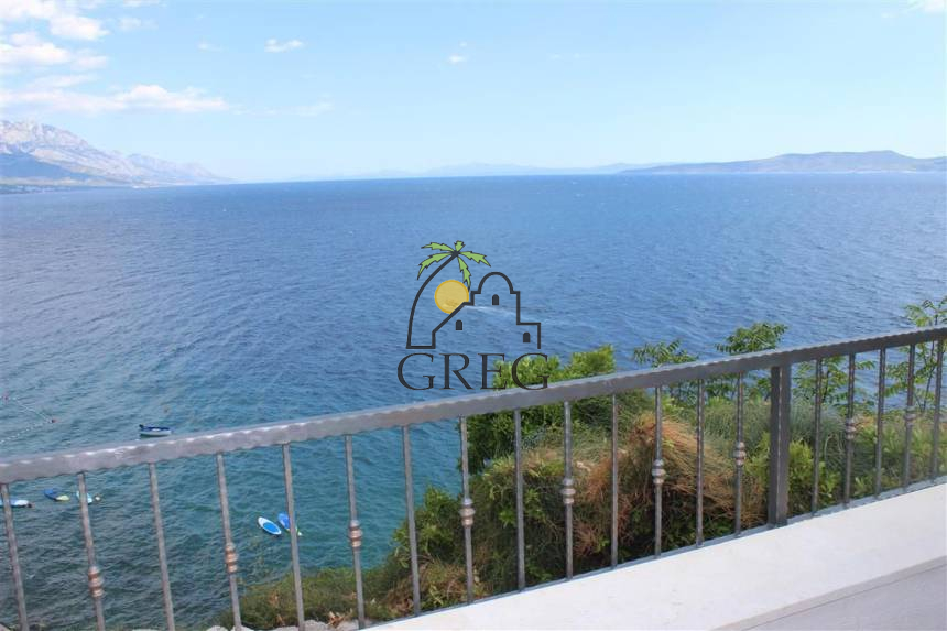 Croatia, Middle Dalmatia, Omis - House, for sale