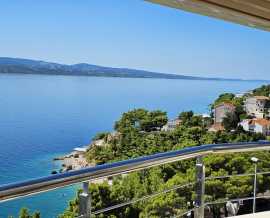 Croatia, Middle Dalmatia, Omis - Apartment, for sale